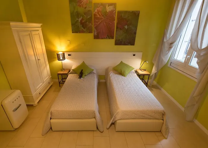 Oinoe 3* Traversetolo