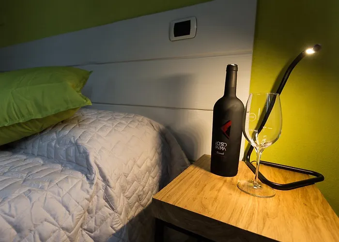 Oinoe Bed and Breakfast 3*